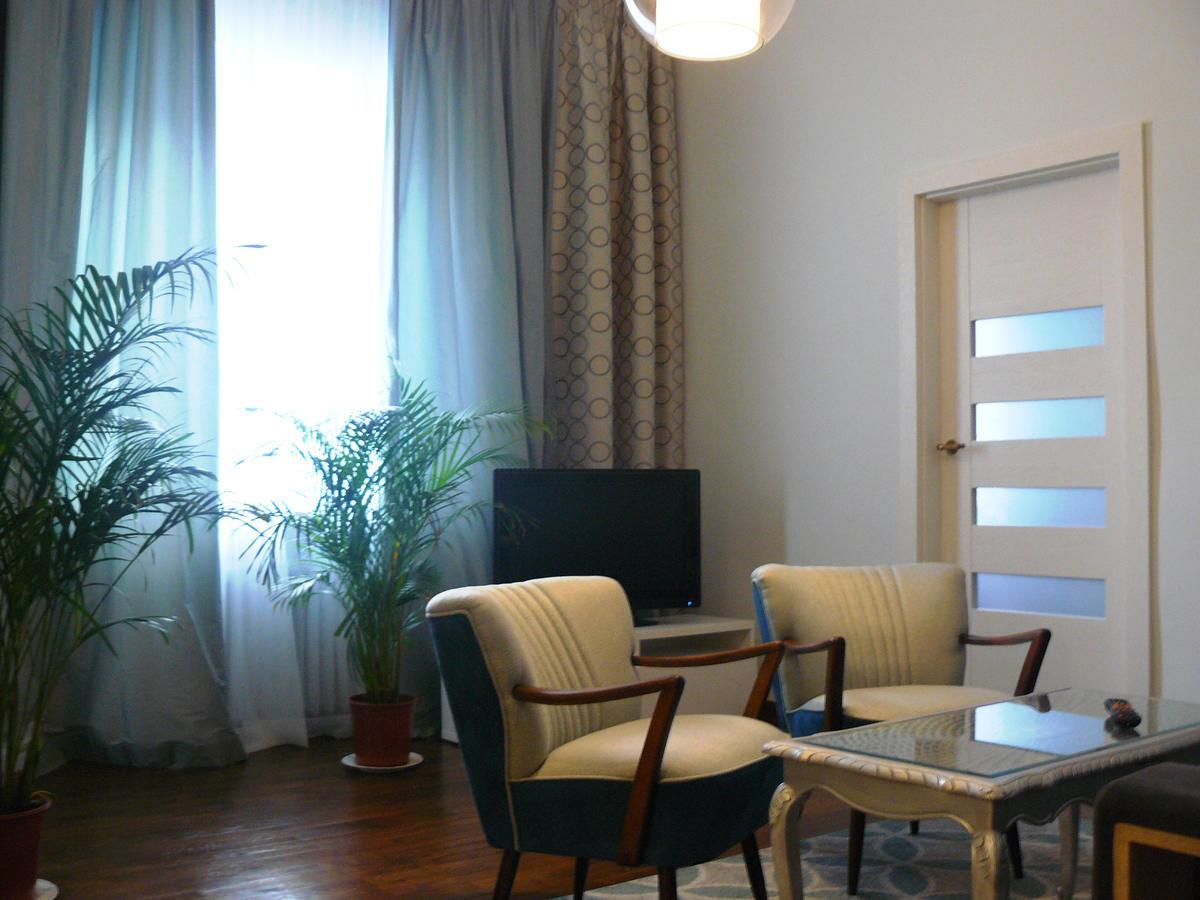Апартаменти Apartament Chmielna Варшава Екстер'єр фото