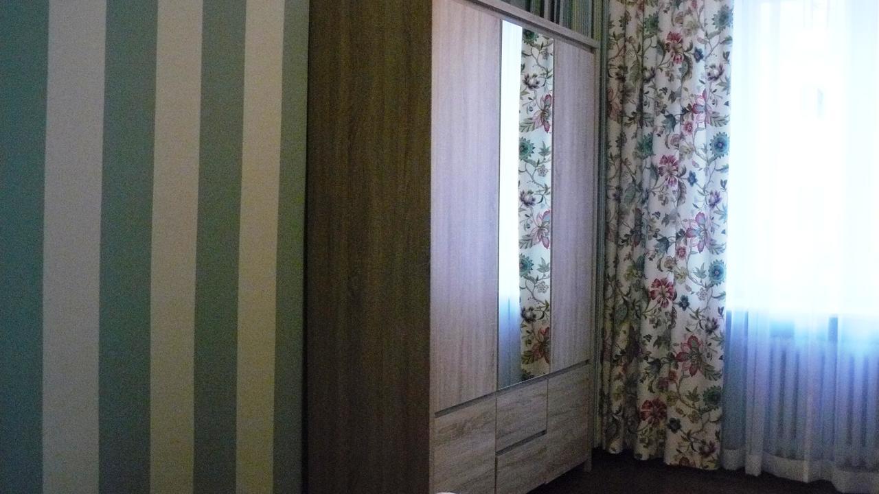 Апартаменти Apartament Chmielna Варшава Екстер'єр фото