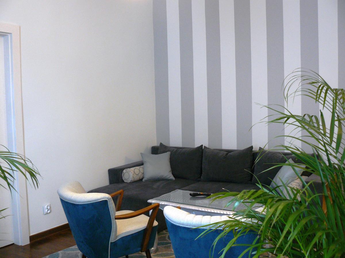 Апартаменти Apartament Chmielna Варшава Екстер'єр фото