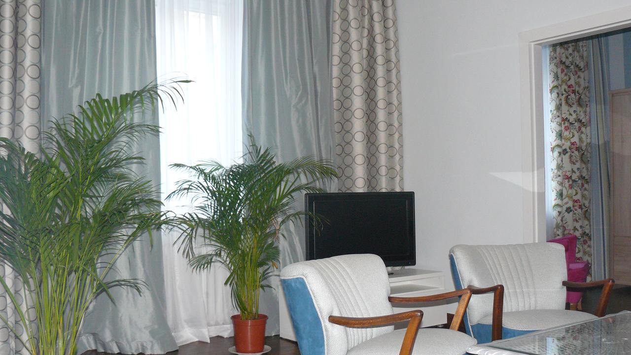 Апартаменти Apartament Chmielna Варшава Екстер'єр фото