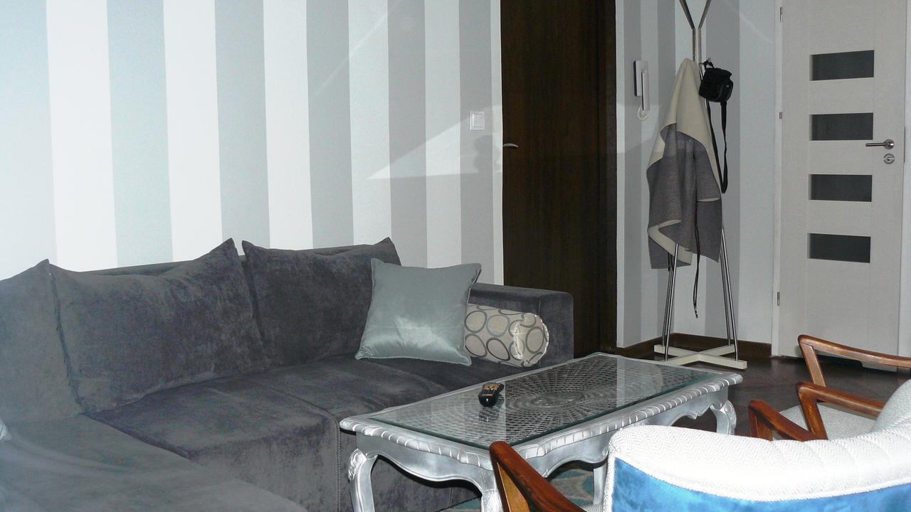 Апартаменти Apartament Chmielna Варшава Екстер'єр фото